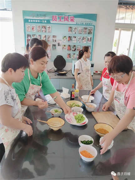  西安燕子月嫂，辅食添加培训，辅食展示