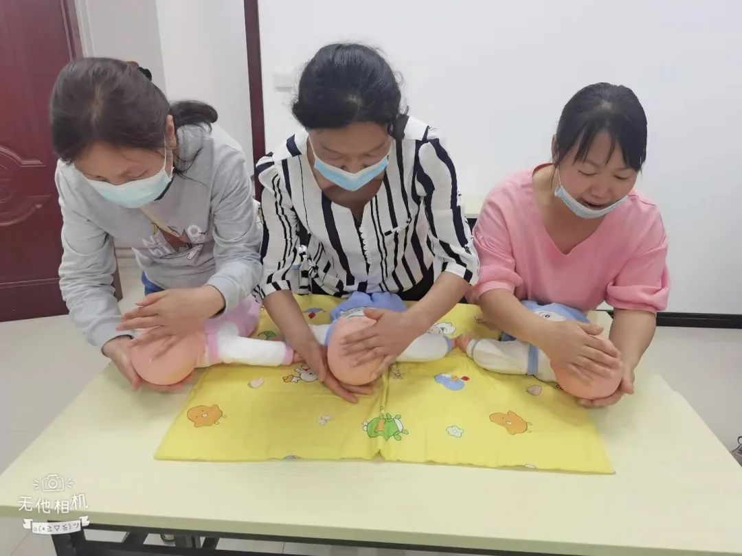 西安燕子月嫂興平育嬰員培訓(xùn)實操